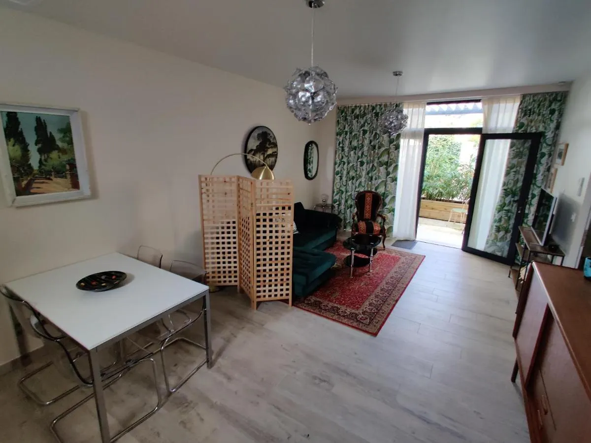 Holiday home Gite Pavillon Flavia Vaison-la-Romaine